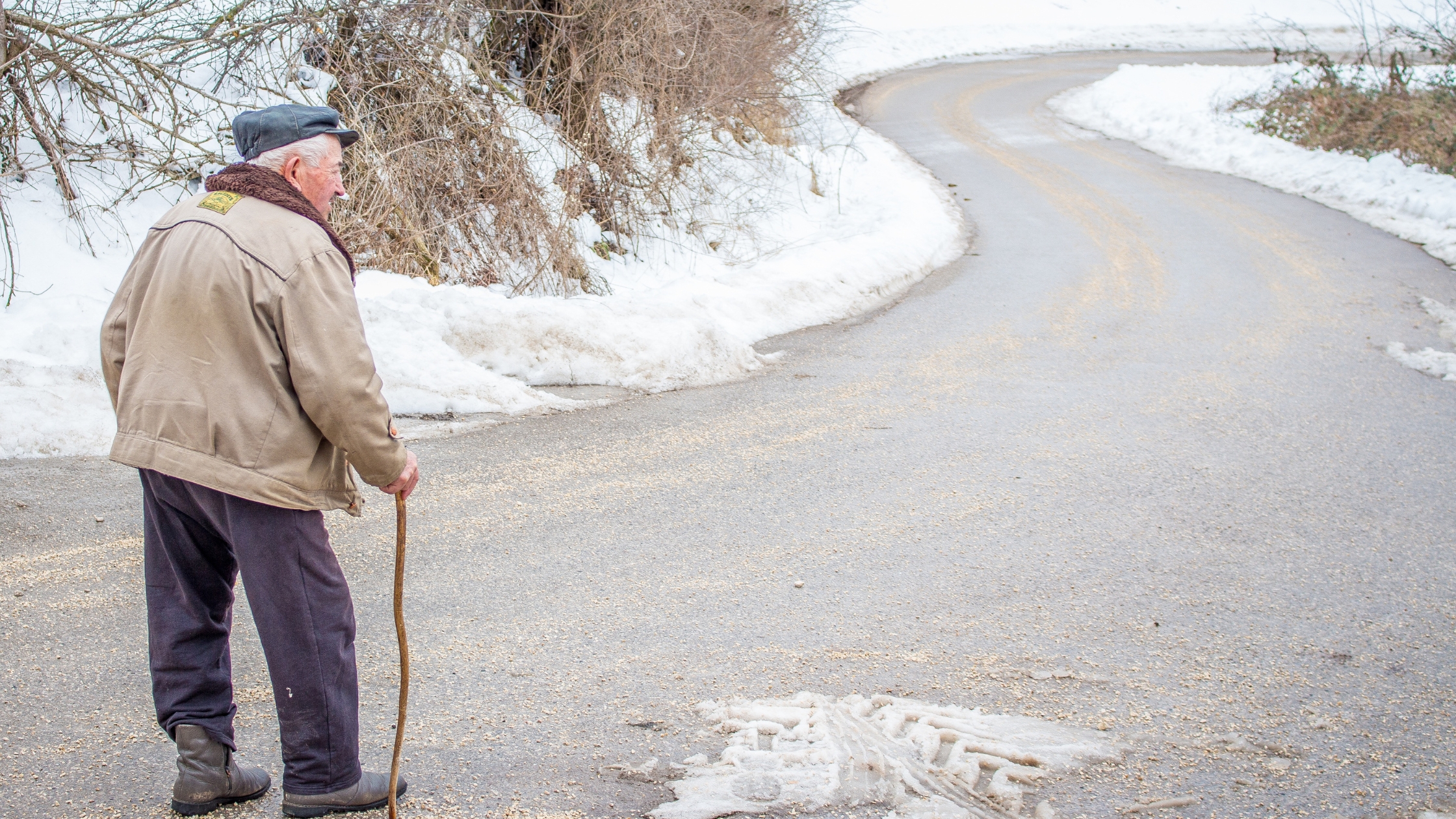 Winter Safety at Home: Protecting Seniors and Individuals with Disabilities